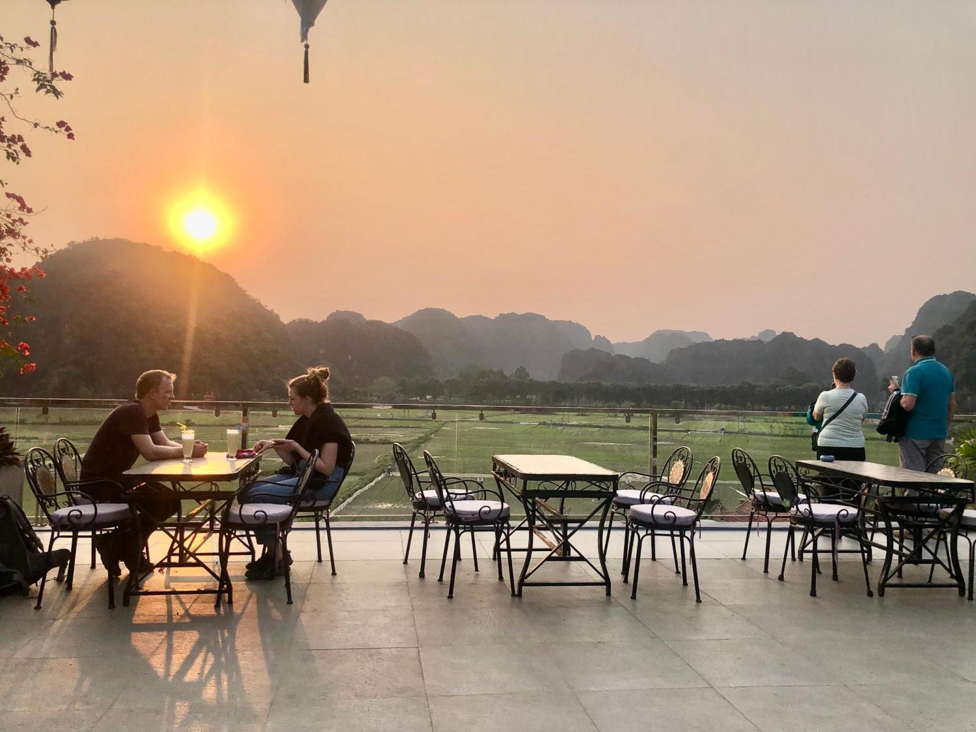 Liberty Hall Tam Coc Hotel & Villa Ninh Binh Esterno foto